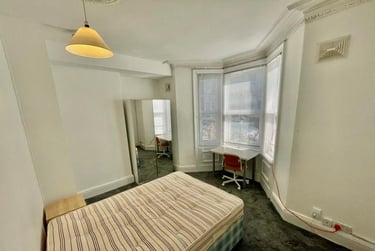 3 bed flat, Myrtle Grove, Jesmond, Newcastle, NE23HT - Image 10